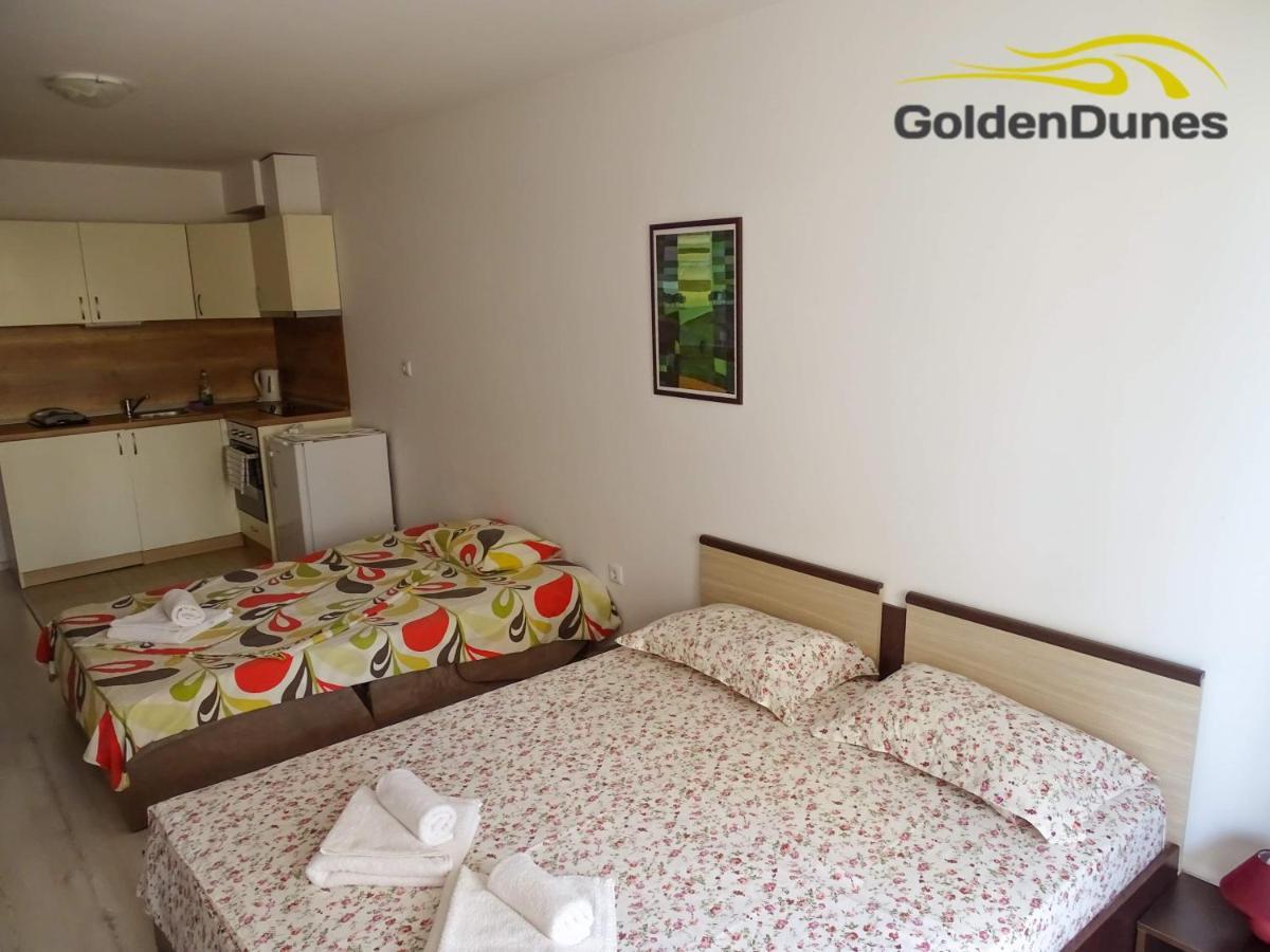 Golden Dunes Primorsko Apartments Exteriör bild