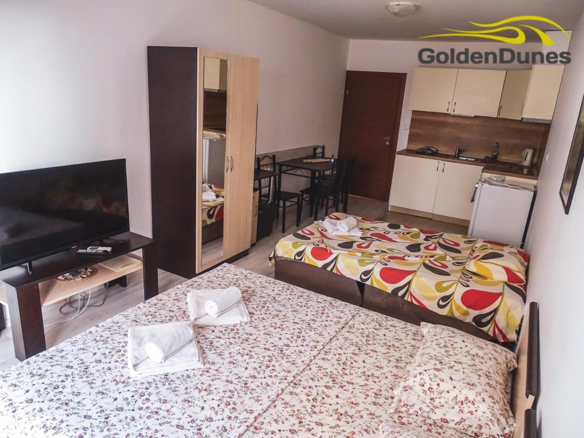 Golden Dunes Primorsko Apartments Exteriör bild