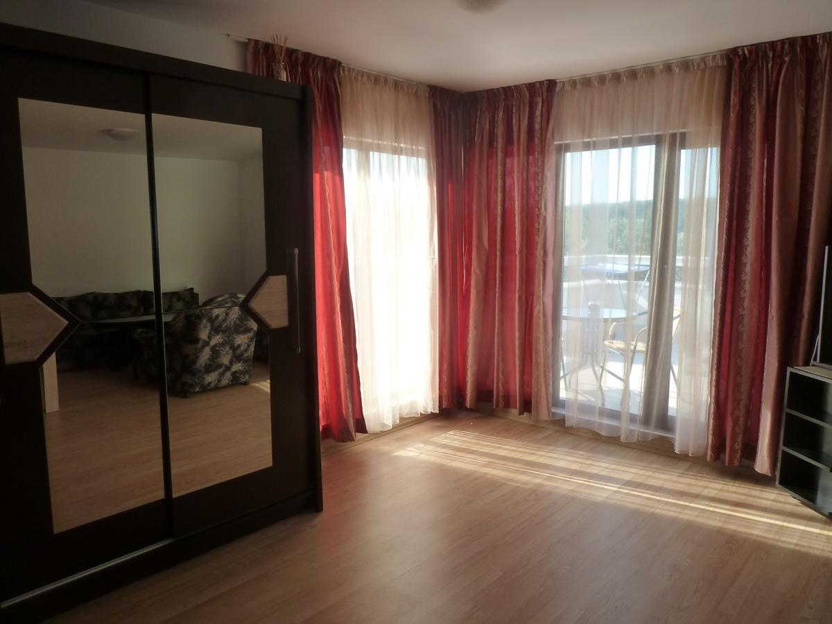 Golden Dunes Primorsko Apartments Exteriör bild